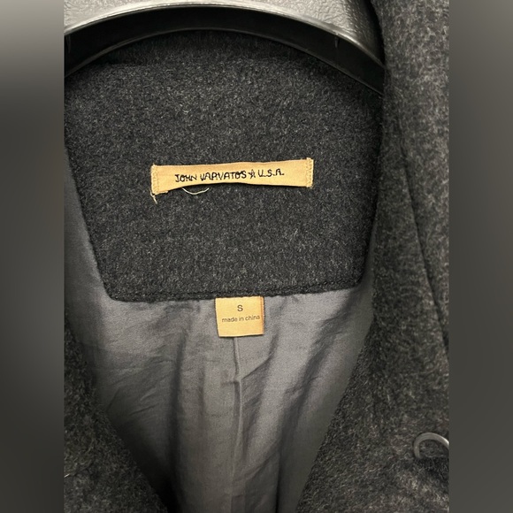 John Varvatos Grey double breasted trench coat. Size small - Picture 6 of 16